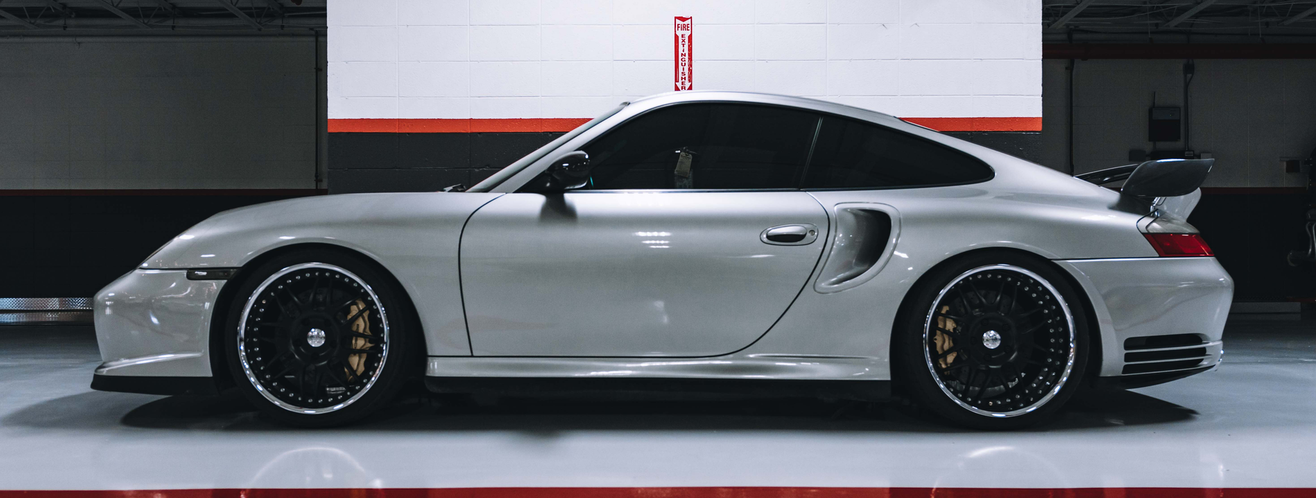 Alex's Paint & Auto Body LLC